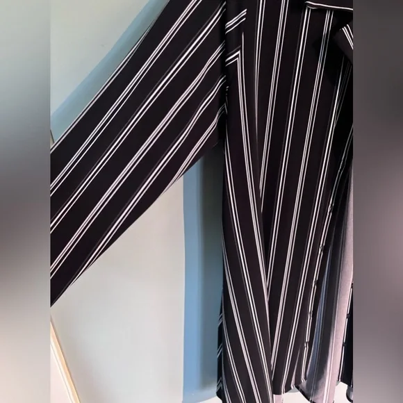 Sympli button down tunic - Picture 5 of 7